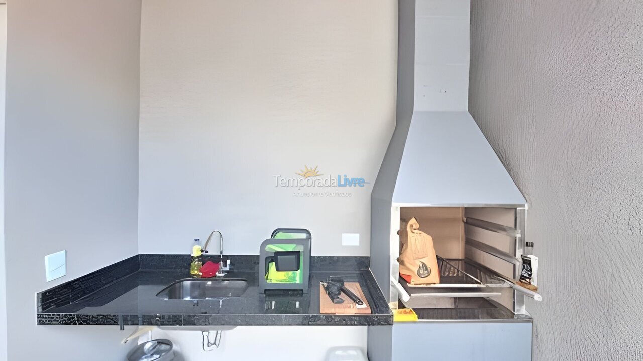 Casa para alquiler de vacaciones em Caraguatatuba (Massaguaçu)