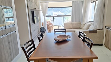 Cobertura com jacuzzi, churrasqueira e vista mar