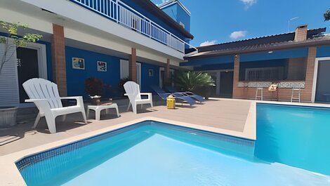 Casa 6 dorms e piscina perfeita