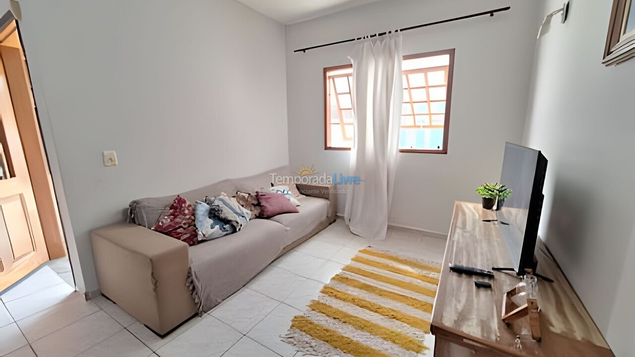 Casa para aluguel de temporada em Caraguatatuba (Cidade Jardim)