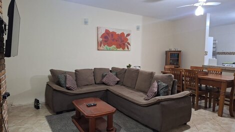 House with balcony overlooking the pool, 500 m from the beach.