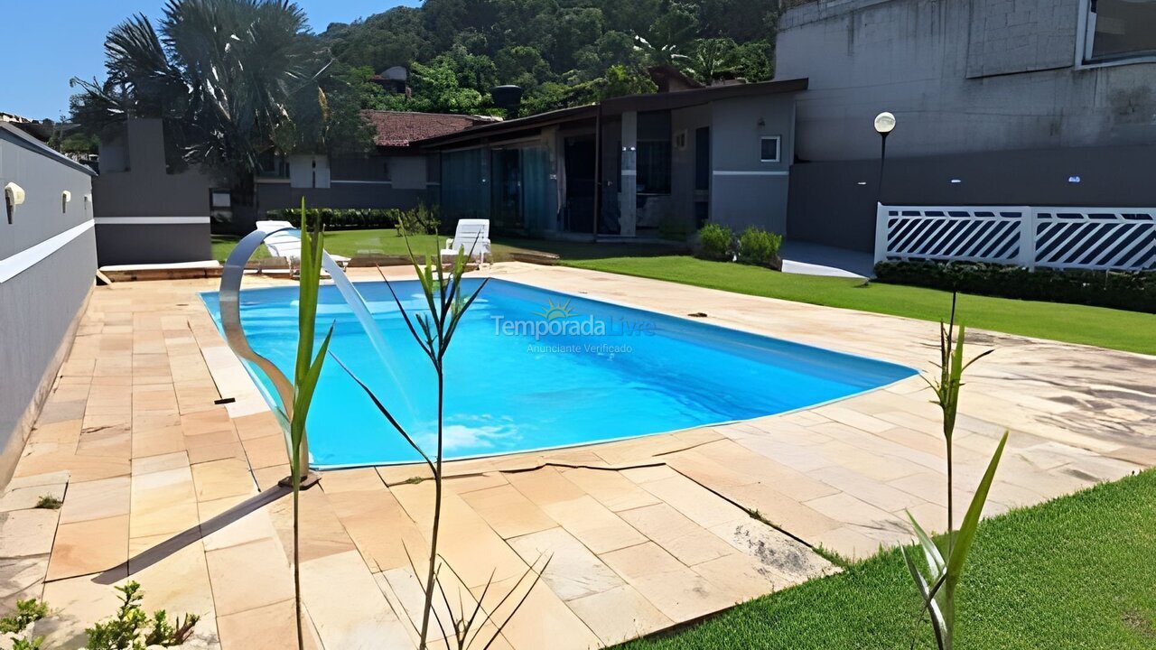 Casa para alquiler de vacaciones em Ubatuba (Lagoinha)