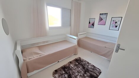 Apartamento com piscina e churrasqueira