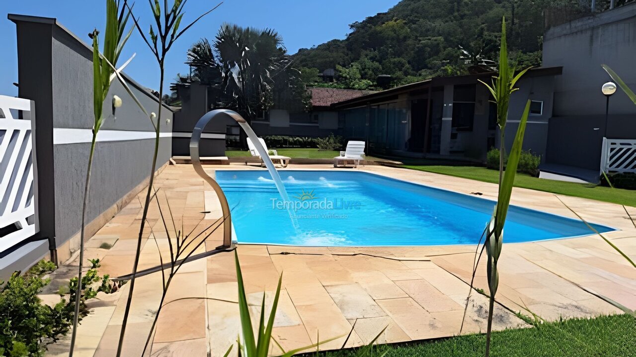 Casa para alquiler de vacaciones em Ubatuba (Lagoinha)