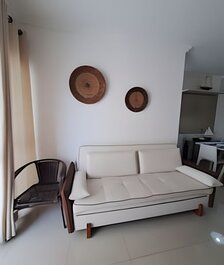 Apto completo, c/ piscina e frente mar