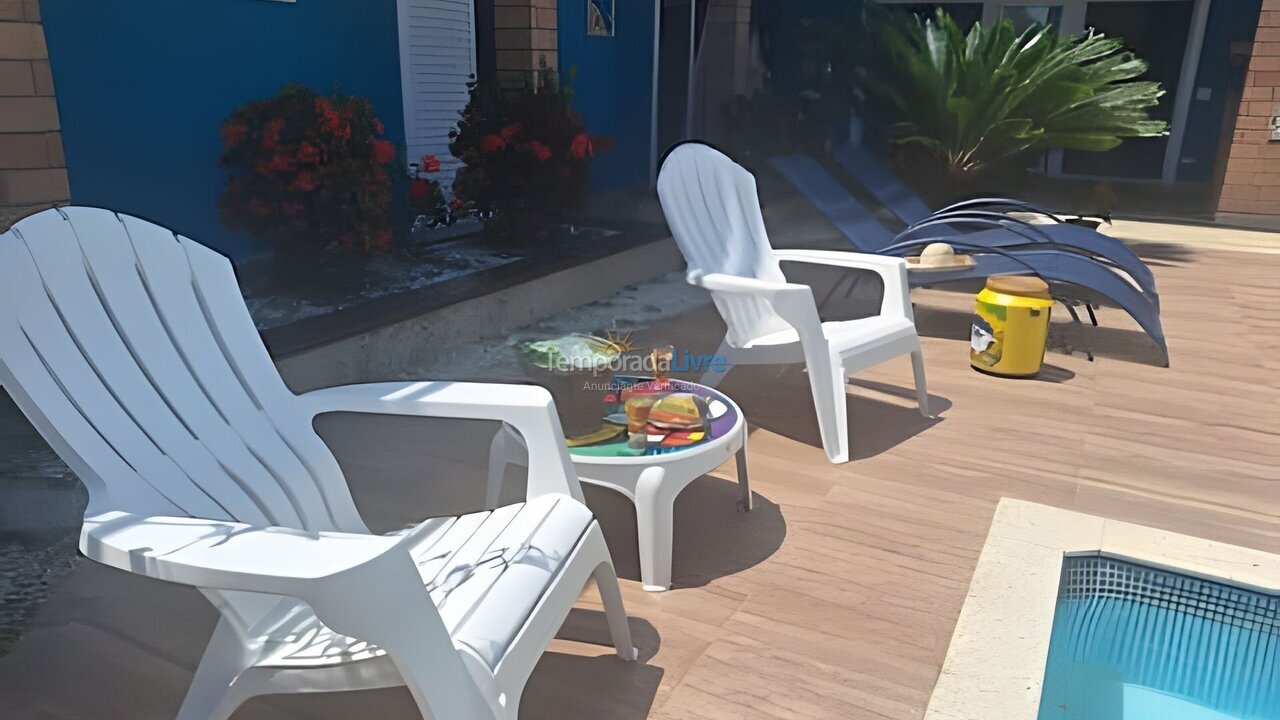 Casa para aluguel de temporada em Caraguatatuba (Massaguaçu)