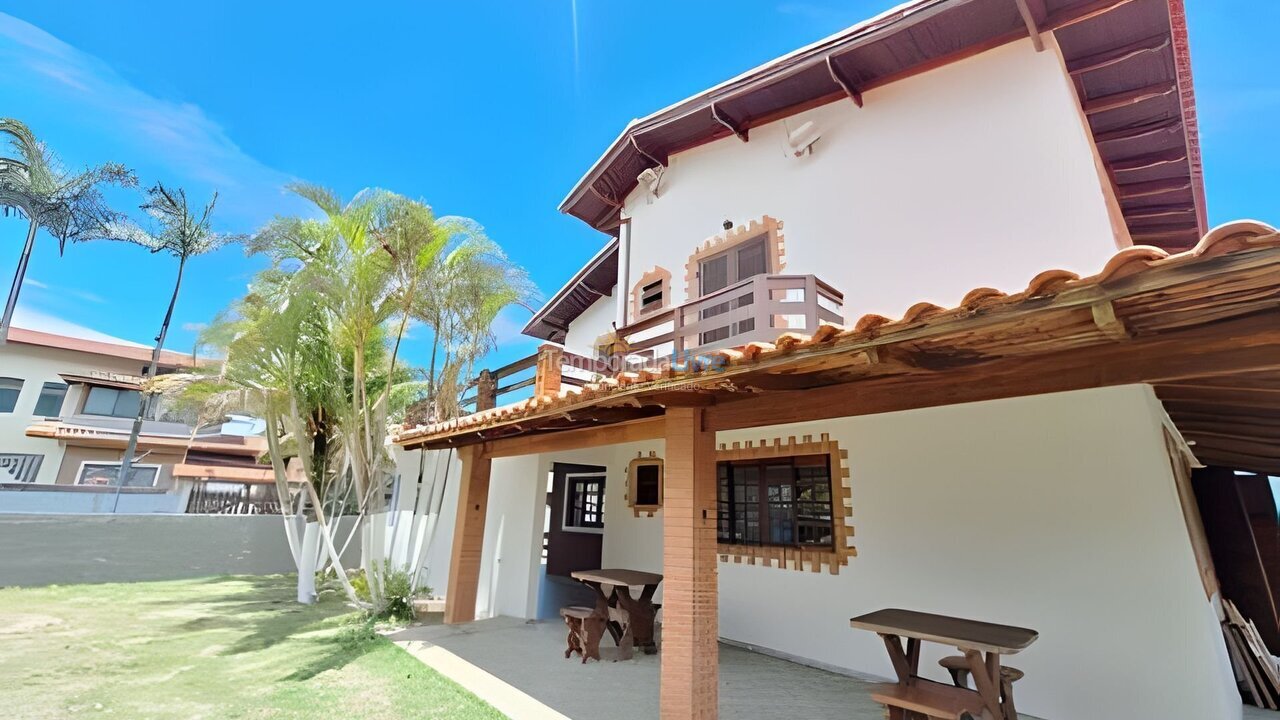 Casa para aluguel de temporada em Caraguatatuba (Massaguaçu)