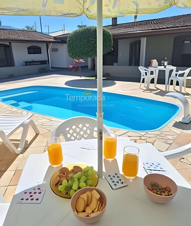 Casa para aluguel de temporada em Caraguatatuba (Indaiá)