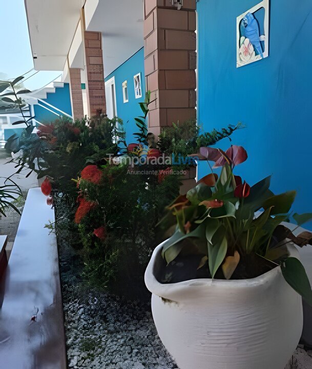 Casa para aluguel de temporada em Caraguatatuba (Massaguaçu)