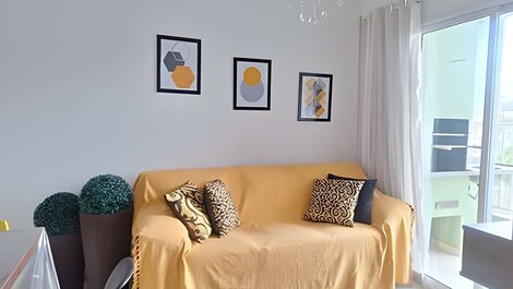 Apartamento com piscina e churrasqueira