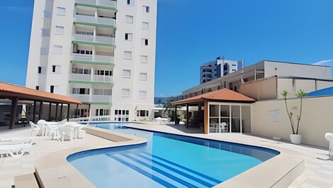 Apartamento bien equipado junto al mar.