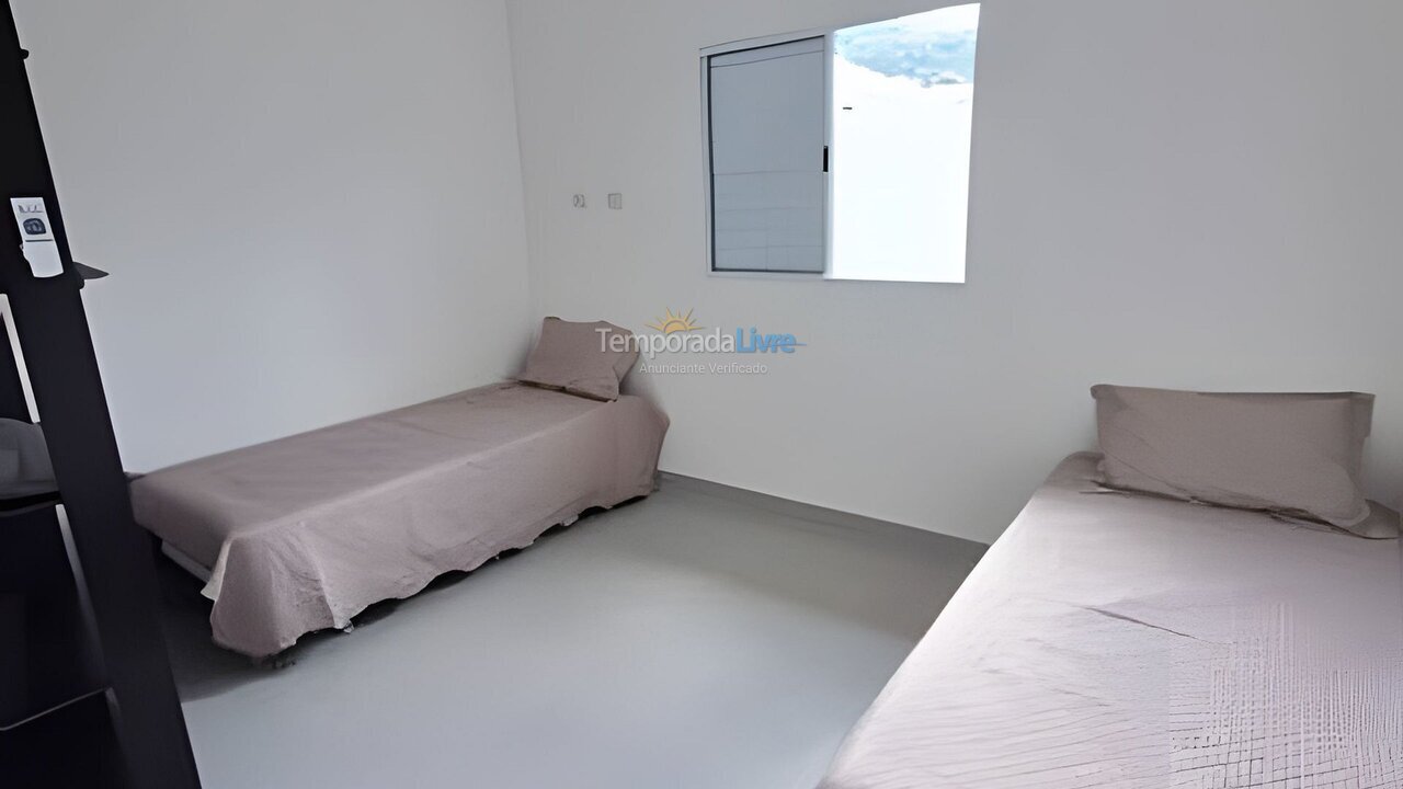 Casa para alquiler de vacaciones em Caraguatatuba (Massaguaçu)