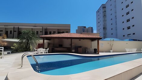 Apartamento bien equipado junto al mar.