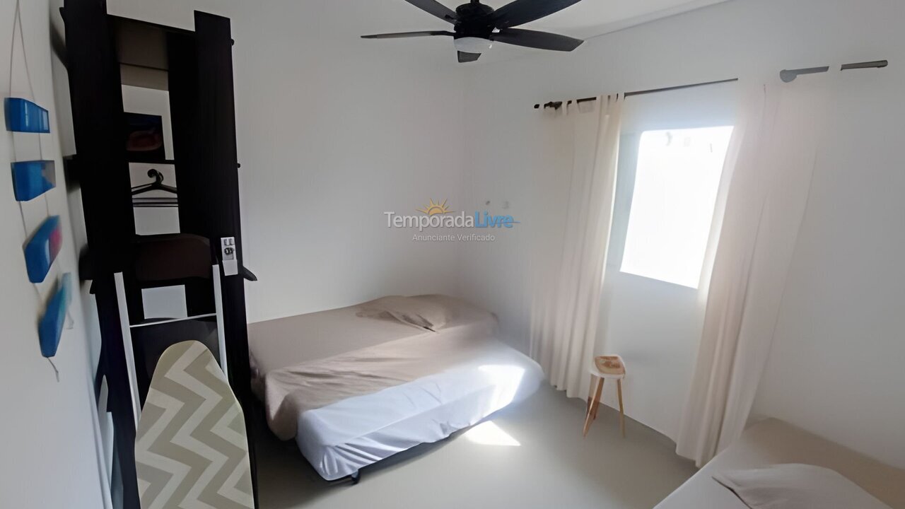 Casa para alquiler de vacaciones em Caraguatatuba (Massaguaçu)