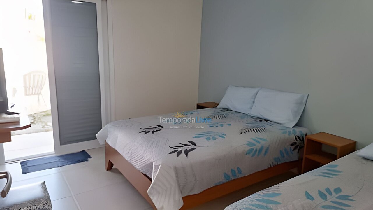 Casa para aluguel de temporada em Caraguatatuba (Massaguaçu)