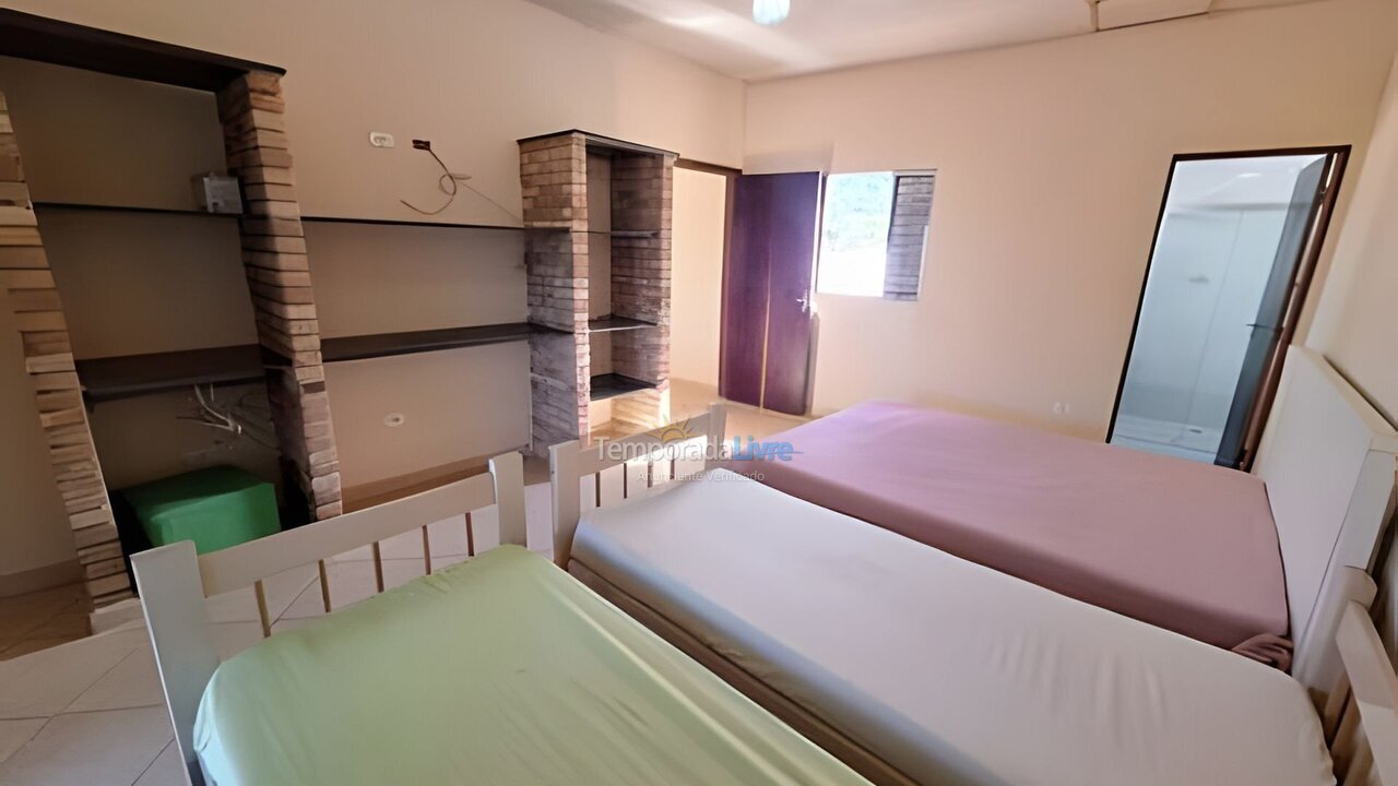 House for vacation rental in Caraguatatuba (Massaguaçu)