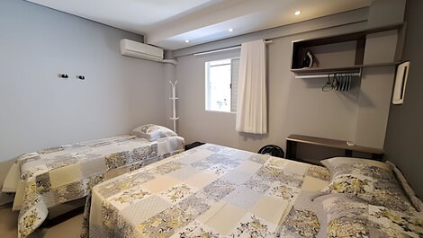 Acogedora casa en condominio cerrado en Lagoinha.