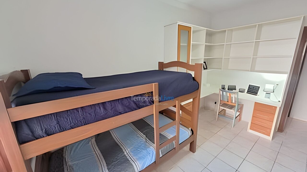 Casa para aluguel de temporada em Caraguatatuba (Cidade Jardim)