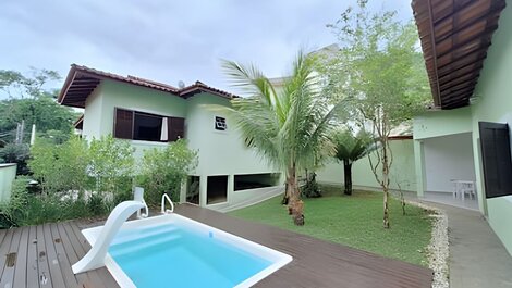 Casa para alugar em Ubatuba - Lagoinha