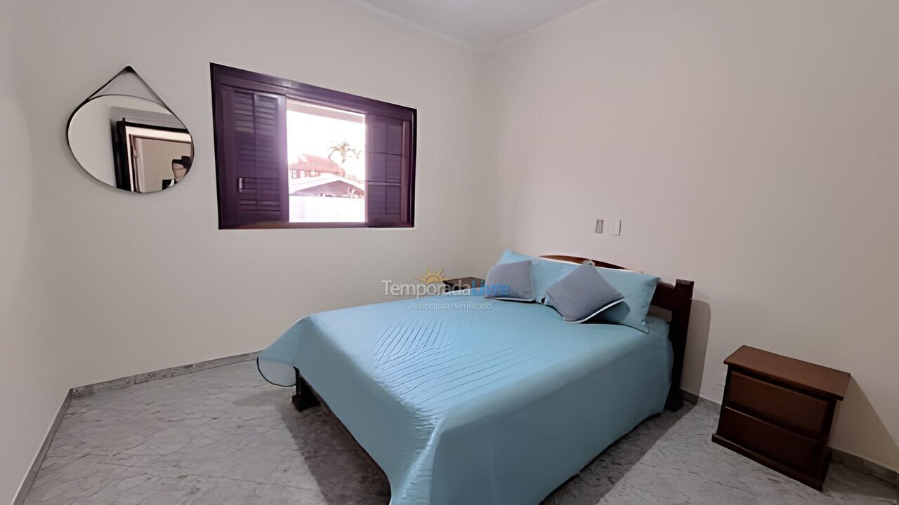 Casa para aluguel de temporada em Caraguatatuba (Massaguaçu)