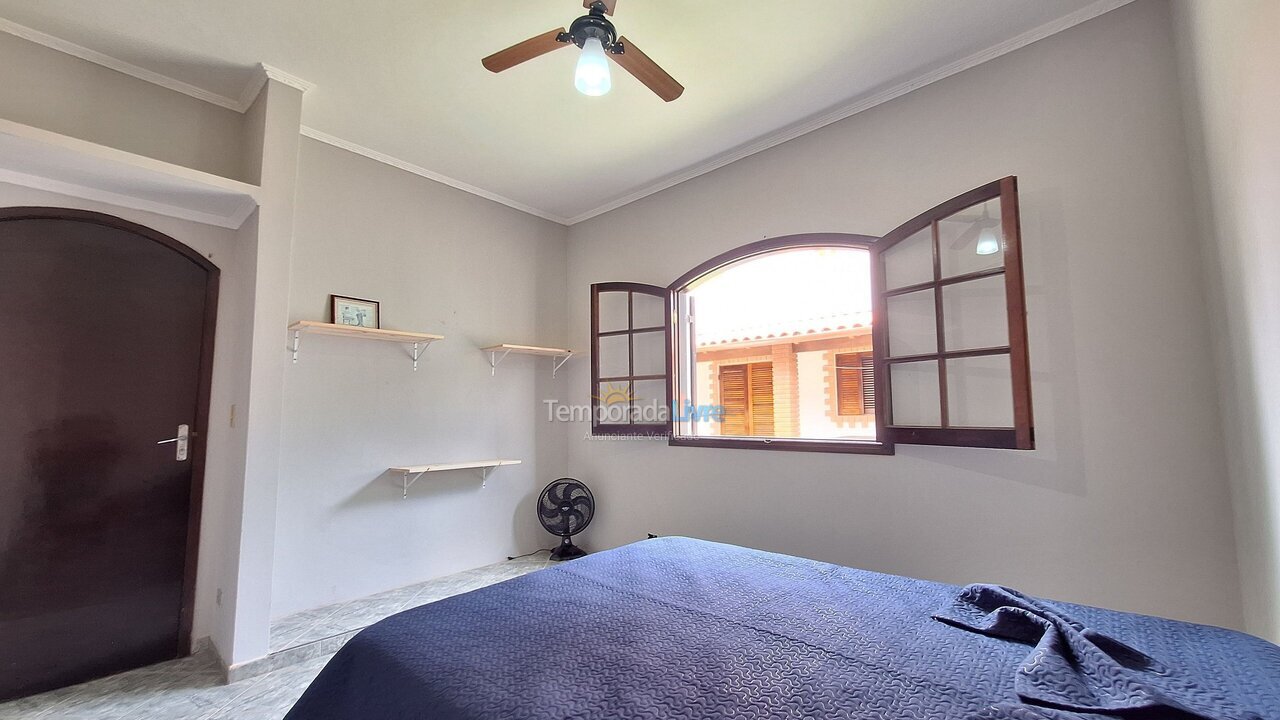 Casa para aluguel de temporada em Caraguatatuba (Massaguaçu)