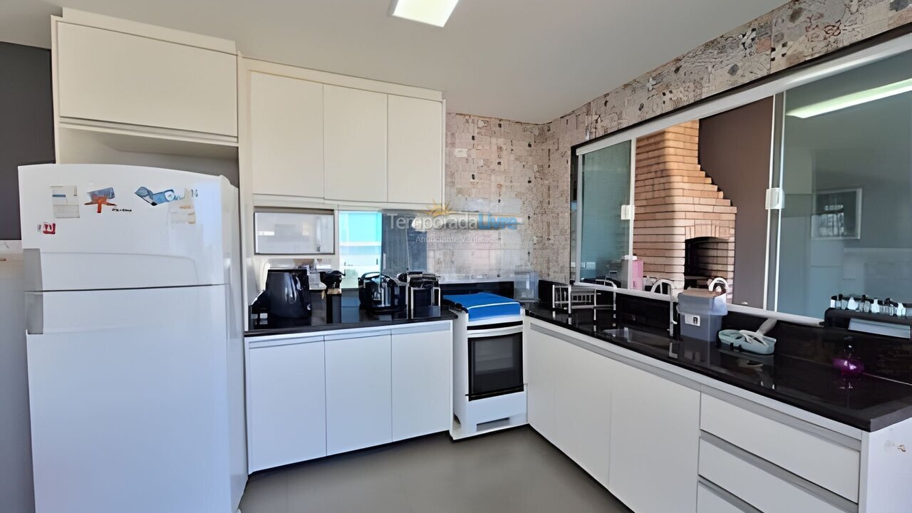 Casa para alquiler de vacaciones em Ubatuba (Lagoinha)