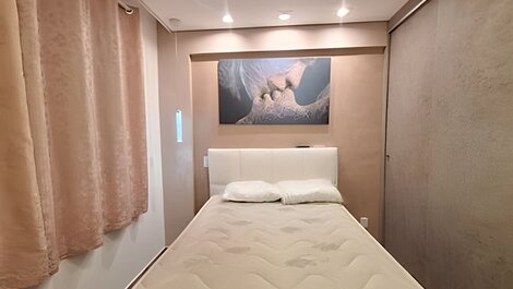 Charming apartment in club condo at Martim de Sá.