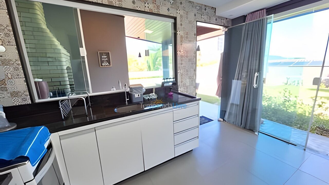 Casa para alquiler de vacaciones em Ubatuba (Lagoinha)