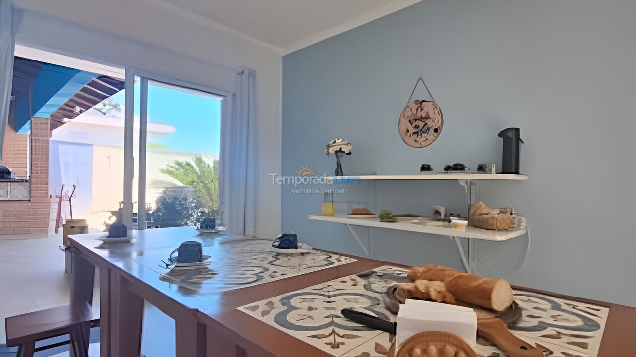 Casa para aluguel de temporada em Caraguatatuba (Massaguaçu)