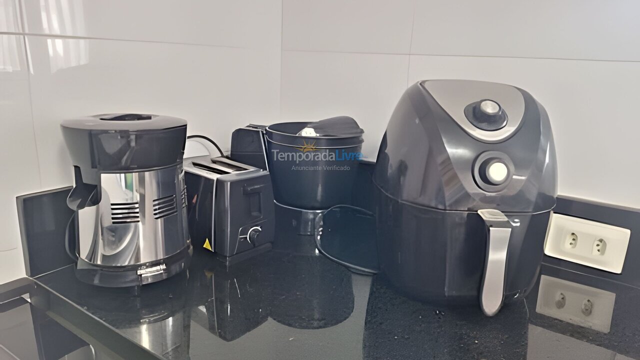 Casa para aluguel de temporada em Caraguatatuba (Massaguaçu)