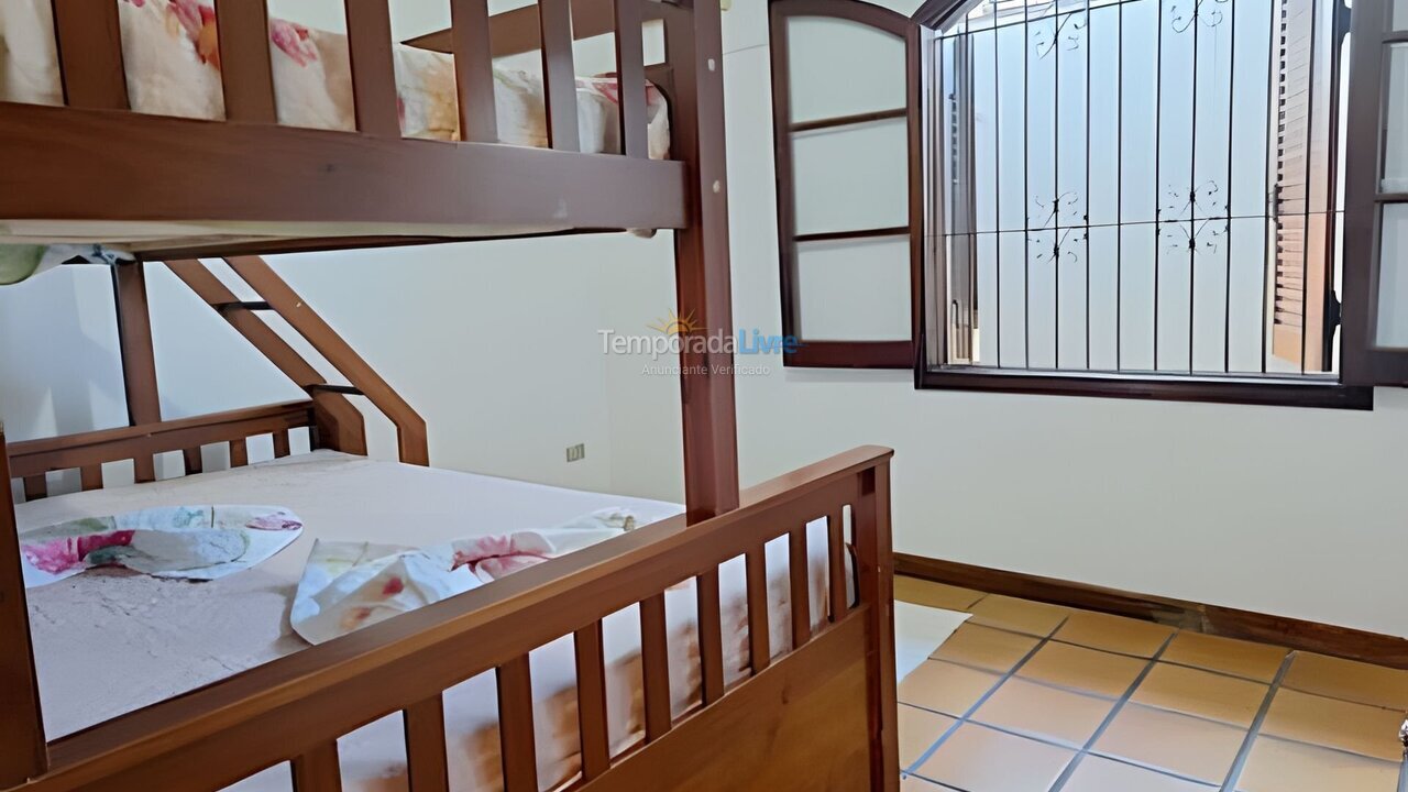 Casa para aluguel de temporada em Caraguatatuba (Indaiá)