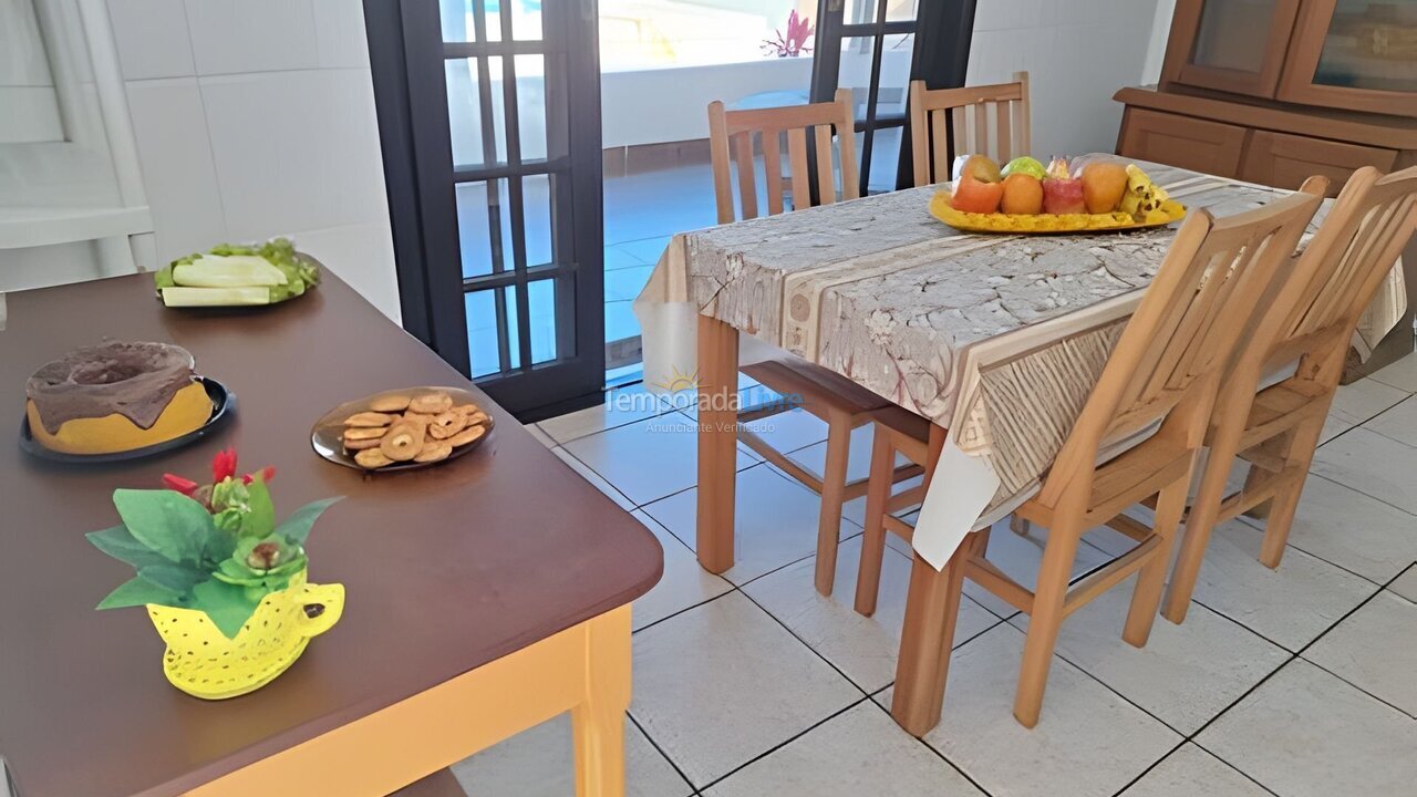 Casa para aluguel de temporada em Caraguatatuba (Indaiá)