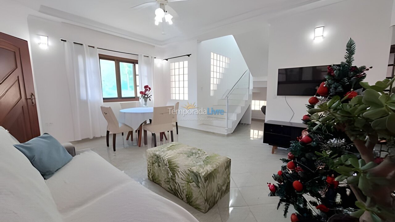 House for vacation rental in Caraguatatuba (Massaguaçu)