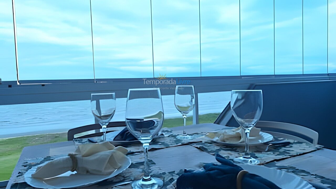 Apartamento para aluguel de temporada em Caraguatatuba (Indaiá)