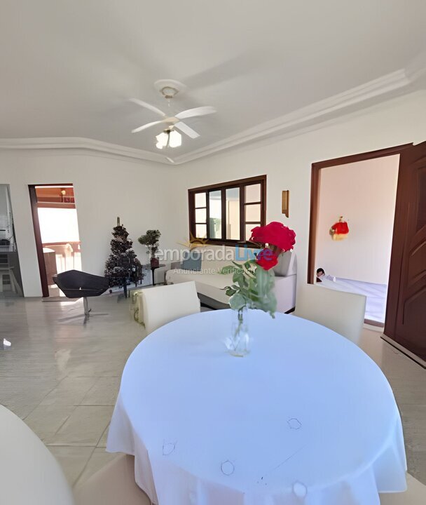 House for vacation rental in Caraguatatuba (Massaguaçu)
