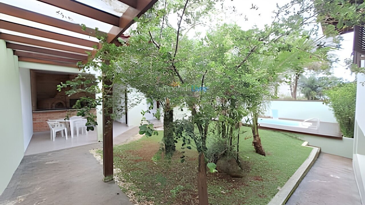 House for vacation rental in Ubatuba (Lagoinha)