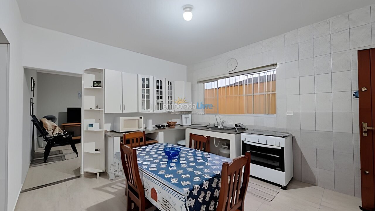 Casa para aluguel de temporada em São Sebastião (Enseada)