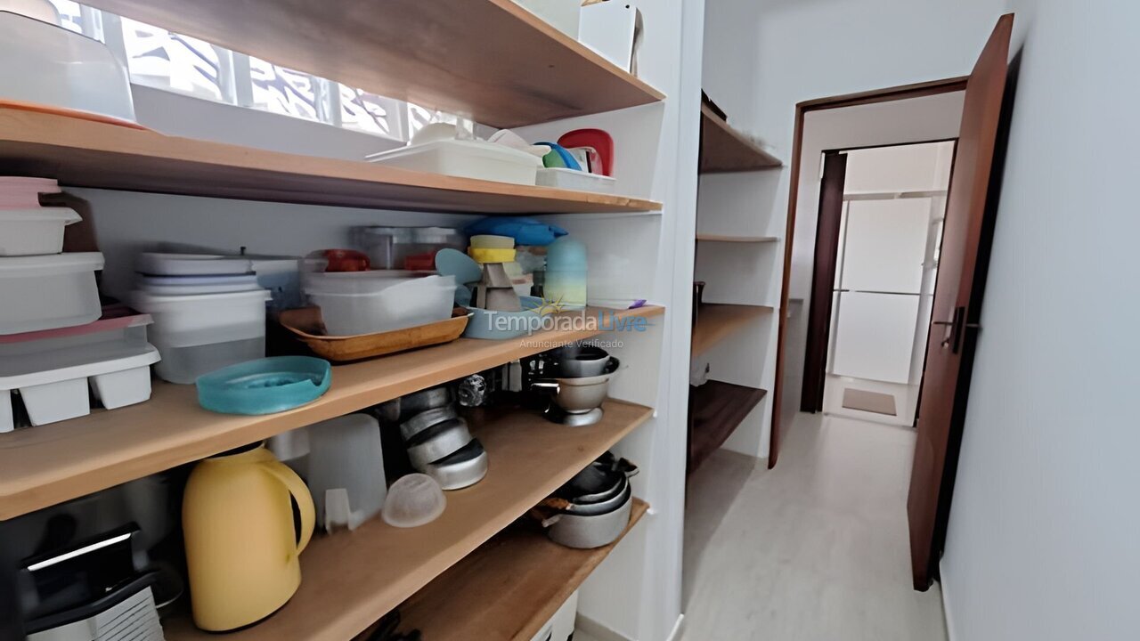 Casa para aluguel de temporada em São Sebastião (Enseada)