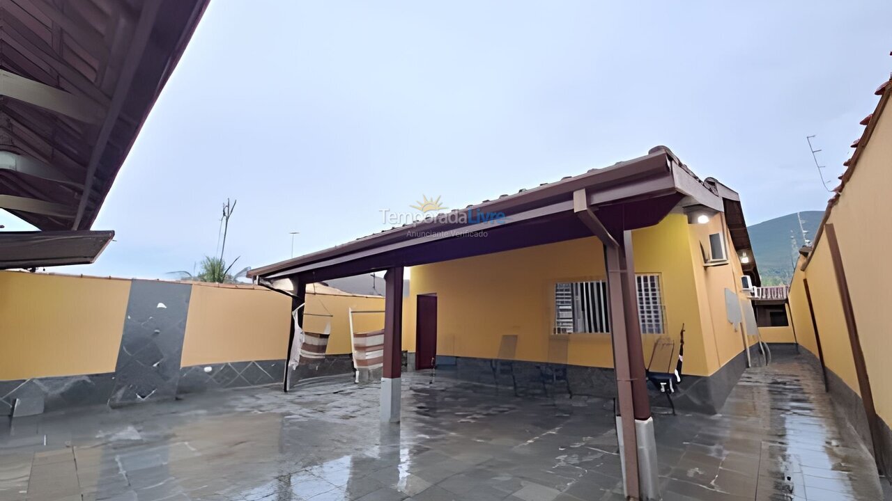 Casa para aluguel de temporada em São Sebastião (Enseada)