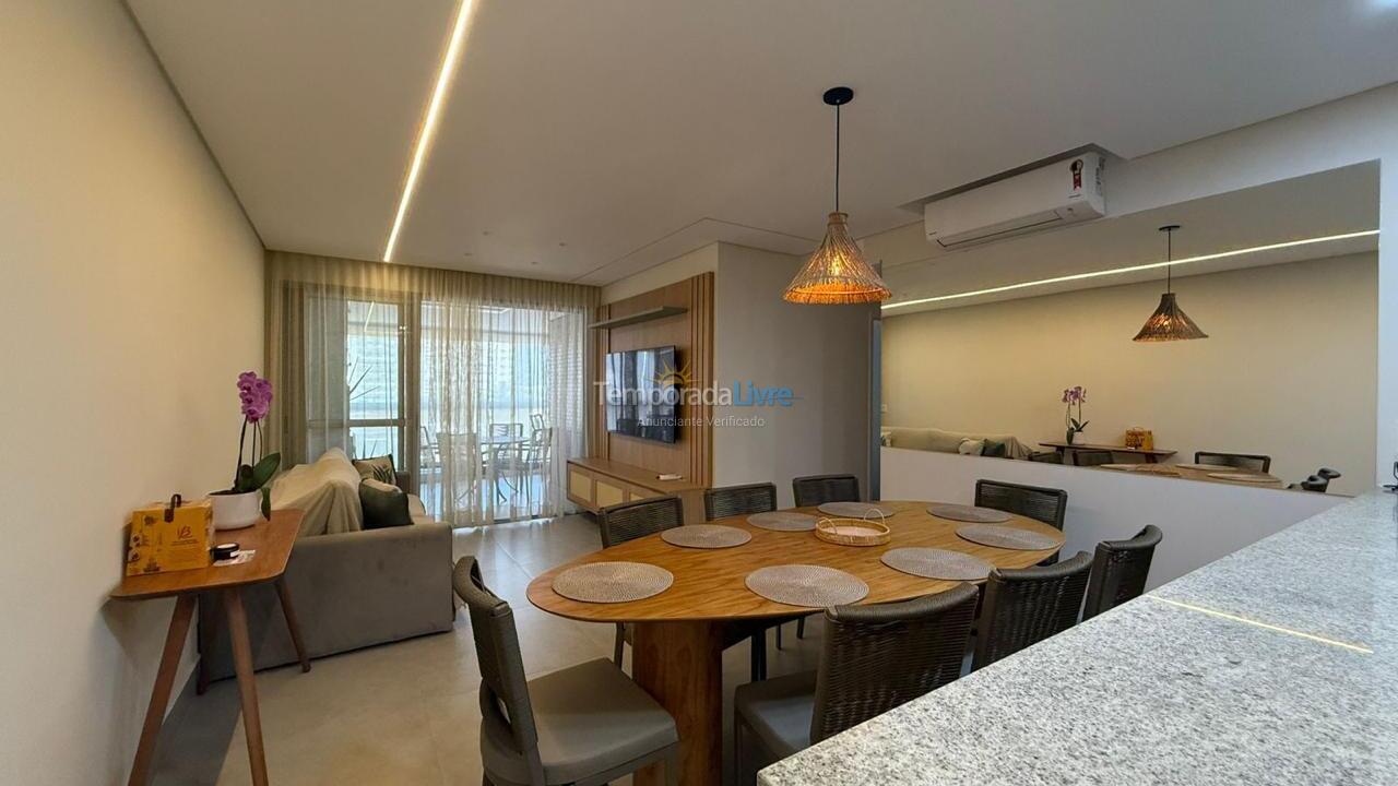 Apartamento para aluguel de temporada em Bertioga (Centro)