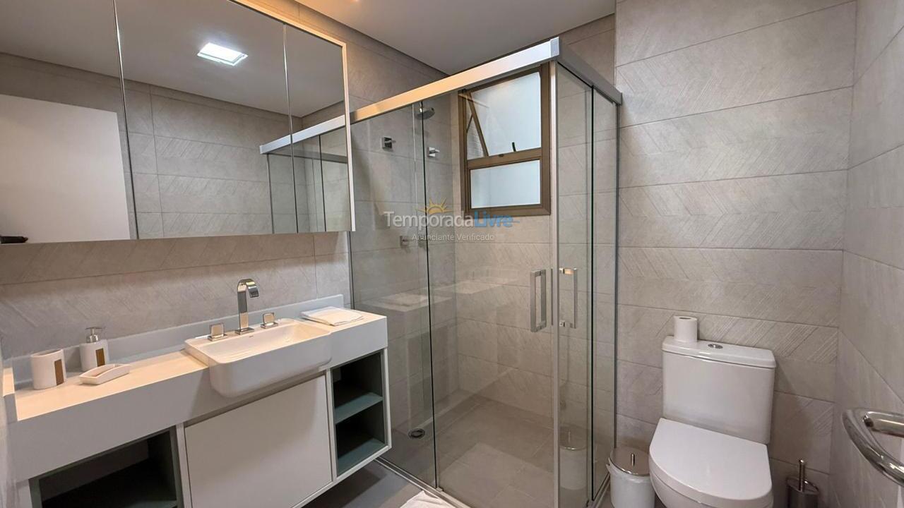 Apartamento para aluguel de temporada em Bertioga (Centro)