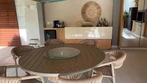 Hermosa casa en Jardim Acapulco, con capacidad para 15 personas, a 600 metros de la playa de Pernambuco.