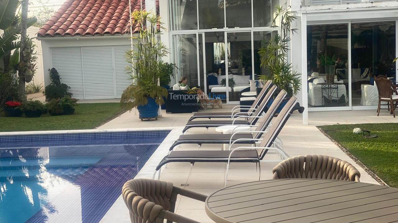 Casa para alquiler de vacaciones em Guarujá (Jardim Acapulco)