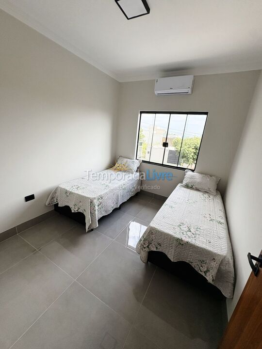 Casa para aluguel de temporada em Porto Rico (Loteamento Bela Vista)