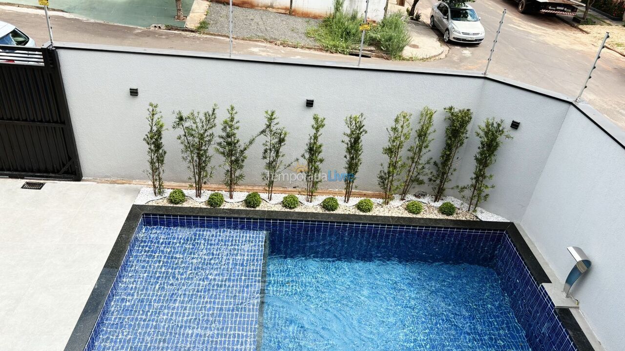 Casa para aluguel de temporada em Porto Rico (Loteamento Bela Vista)