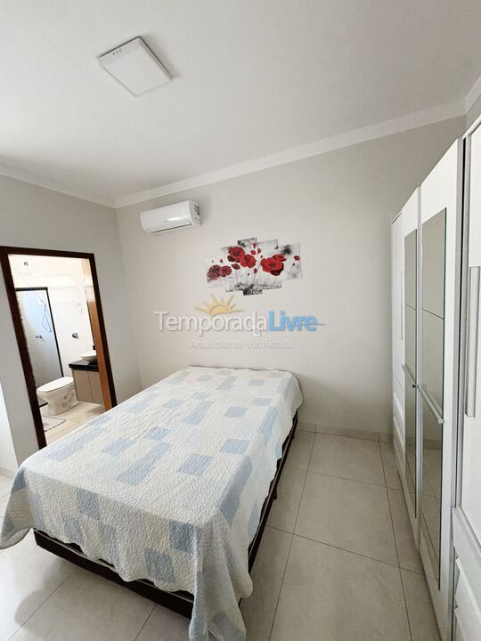 Casa para aluguel de temporada em Porto Rico (Loteamento Bela Vista)