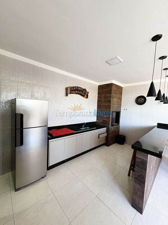 Casa para aluguel de temporada em Porto Rico (Loteamento Bela Vista)