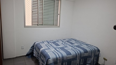 Piso de 3 habitaciones con baño privado y 1 plaza de aparcamiento en Avenida Praiana, Praia do Morro, Guarapari, ES.