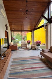 Sítio em São Roque das Maravilhas, fogo de chão em Alfredo Chaves ES