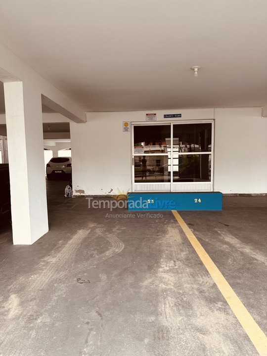 Apartamento para aluguel de temporada em Ubatuba (Praia do Tenório)